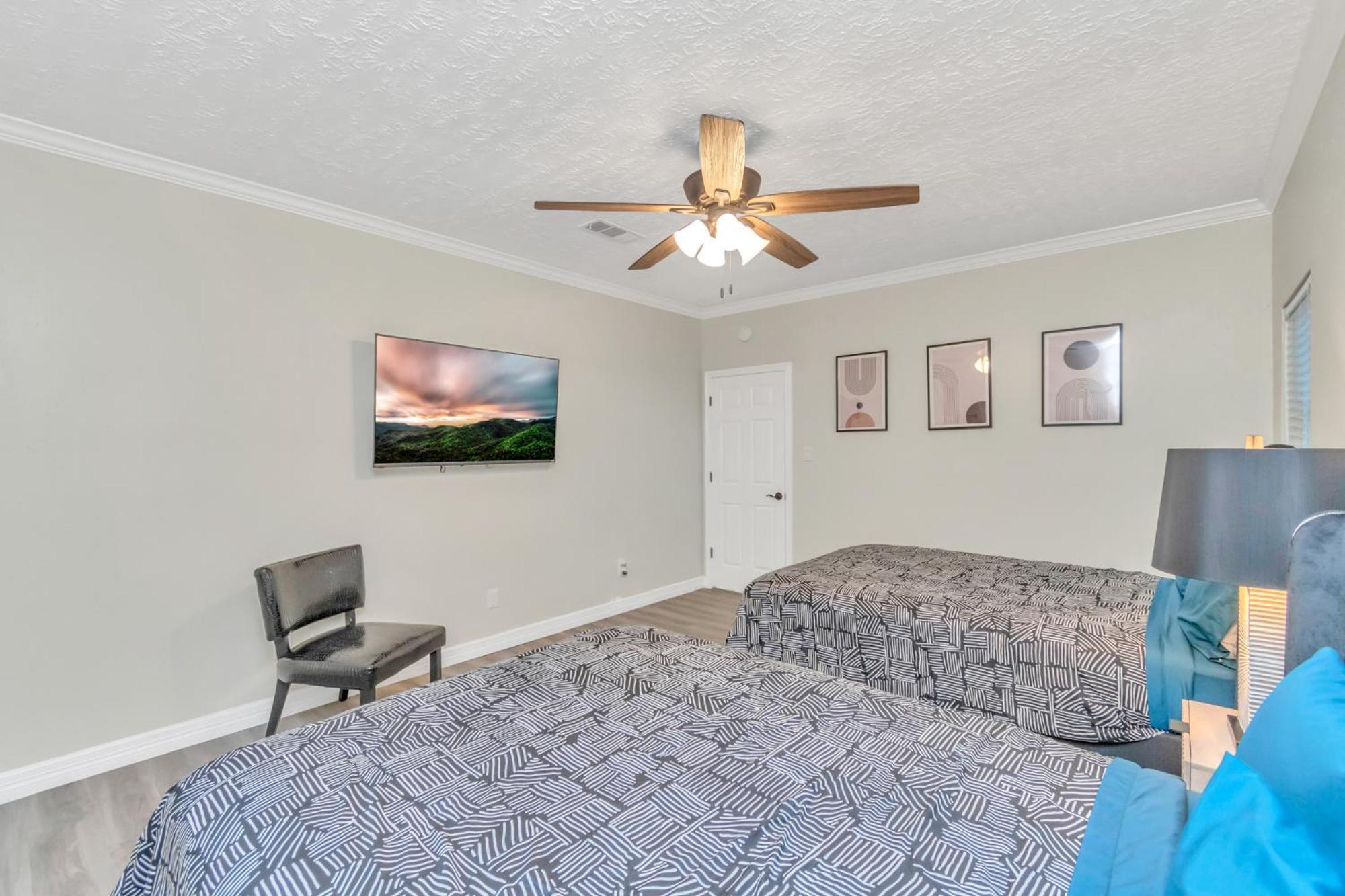 1976 Accessiblegem Jacuzzi Sleep13 Chinatown 20Mins Dt Villa Houston Buitenkant foto